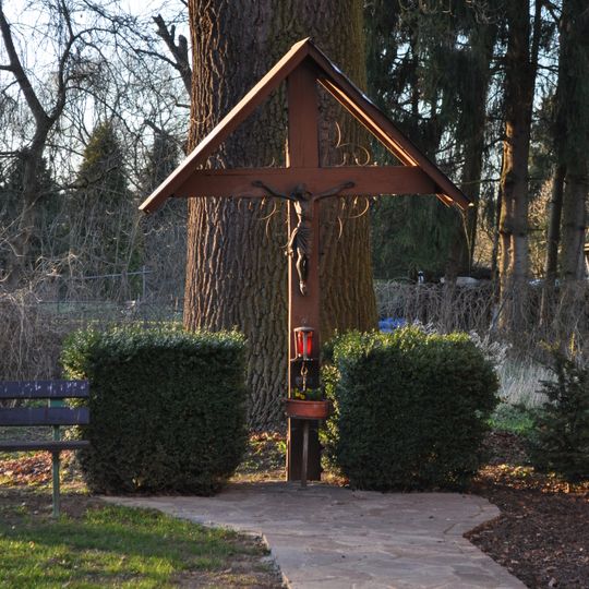 Holzkruzifix neben der St. Annakapelle