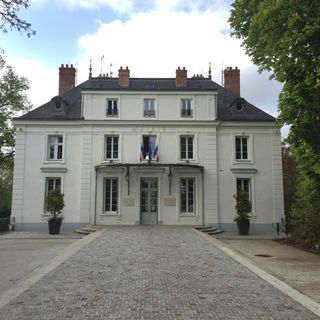 Town hall of Boussy-Saint-Antoine