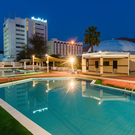 Al Falaj Hotel