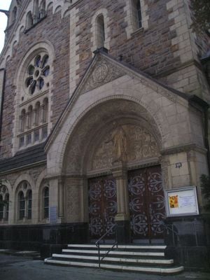 Entrance 0