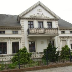 Wohnhaus & Einfriedung Berliner Straße 12