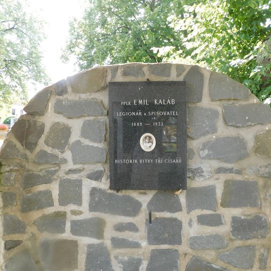 Pamětní deska Emila Kalába v Tvarožné