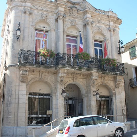 Town hall of Servian