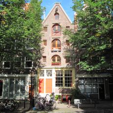 Pakhuis met woonhuisgedeelte