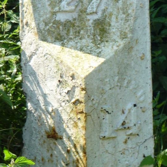 Milepost, Rowley Hill, W of jct with Church Croft