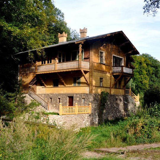 Louis-Nathan-Allee 6