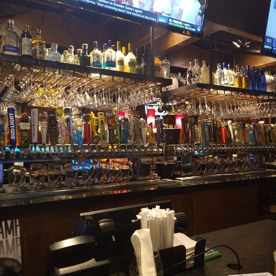 Bar Louie