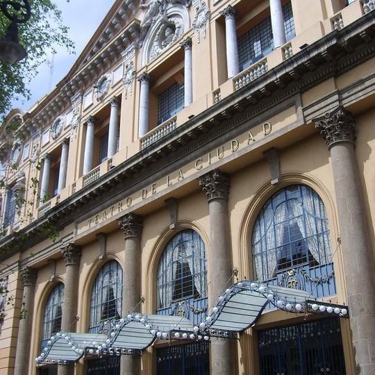 Teatro de la Ciudad Esperanza Iris