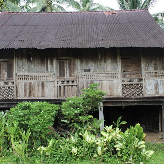 Olaysyah Wooden House