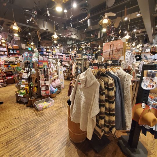Cracker Barrel Old Country Store