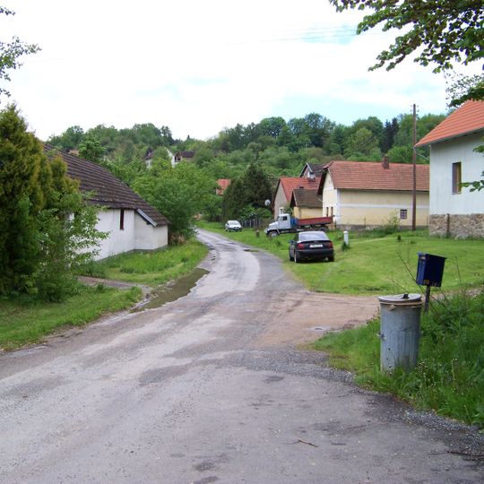 Velká Lhota