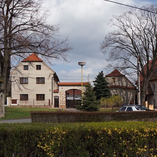 Kaplička sv. Václava v Pleteném Újezdu