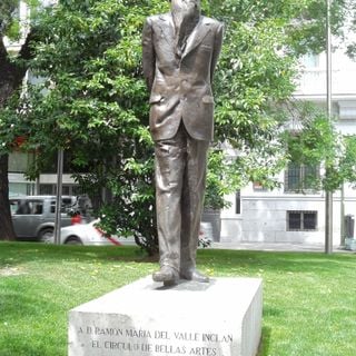 Estatua de Ramón María del Valle-Inclán, Madrid
