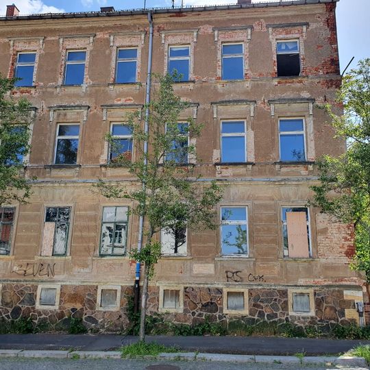 Albert-Kuntz-Straße 30