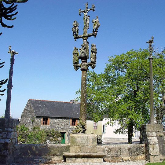 Calvaire nord du cimetière de Pencran