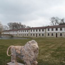 Jižní lávka přes jezírko v areálu hotelu Lions v Nesuchyni