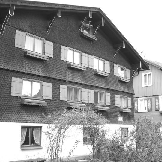 Wohnteil eines ehemaligen Bauernhauses