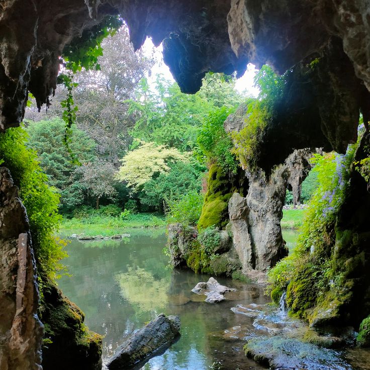 Grotte du jardin Vauban