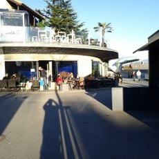 Außenerscheinung der Ladenvorbauten