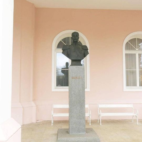 Busta Mikuláše I. v podloubí Císařských lázní v Teplicích