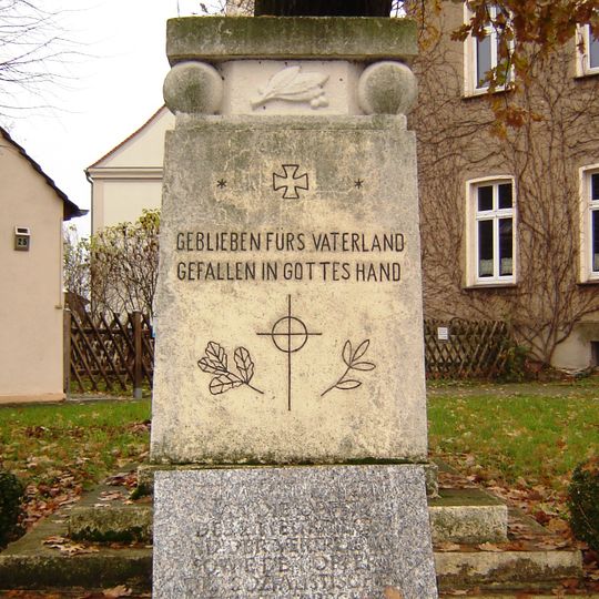 Kriegerdenkmal Randau