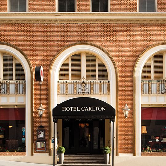 Hotel Carlton