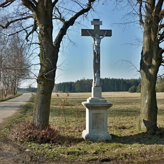 Kříž severozápadně od Horního Skrýchova