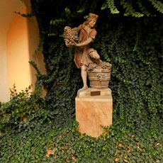 Socha svatého Václava vinaře v Konviktu v Praze