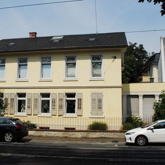 Bismarckstraße 29