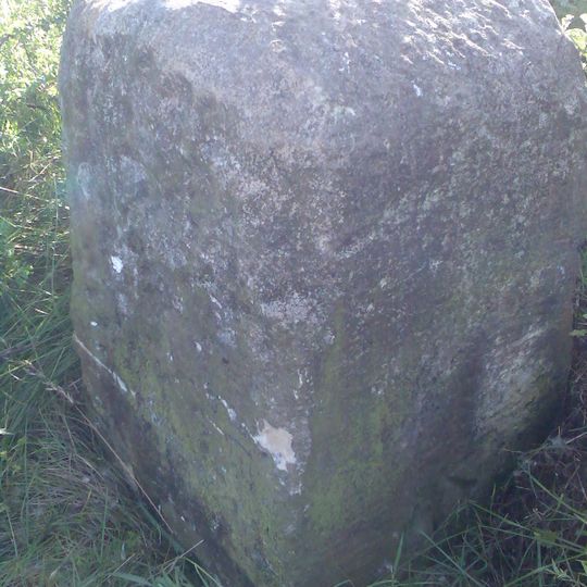 Guidestone, jct Hillings Lane/Bingley Road