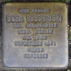 Stolperstein à la mémoire de Dora Loschinski