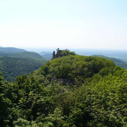 Ostrý Kameň Castle