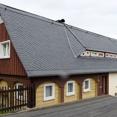 Karl-Liebknecht-Straße 16, 18