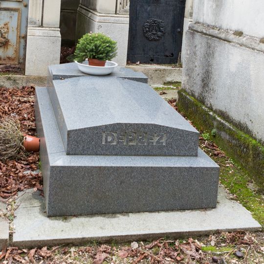 Grave of Deprez