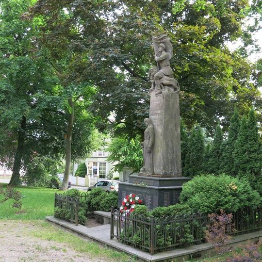 Pomník padlým v Sadech legií v Rychnově nad Kněžnou