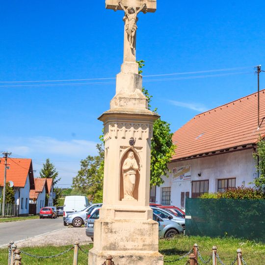 Krucifix in Brozanská street