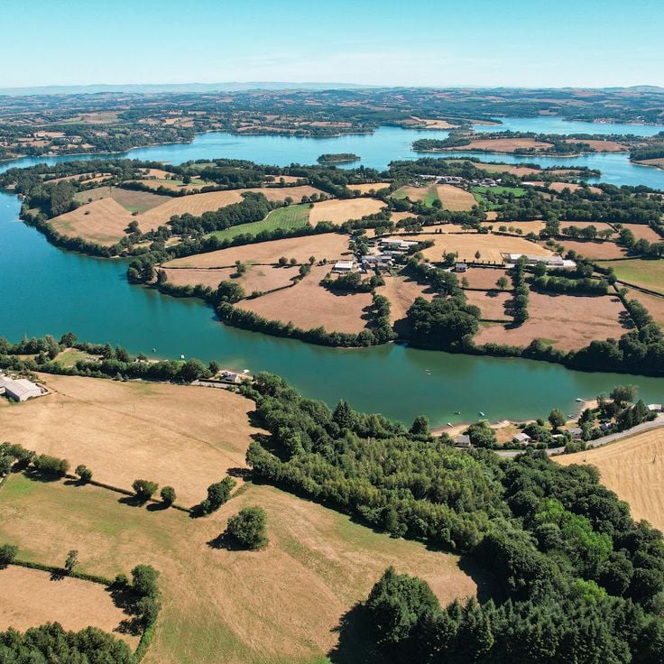 Lago de Pareloup