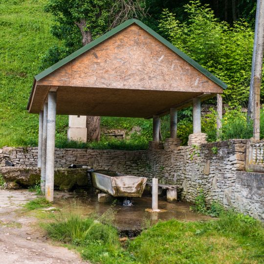 Cărăușilor spring