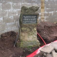 Pomník Franty Haupta v Lomnické ulici v Nové Pace