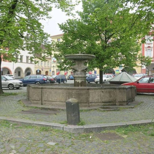 Horní kašna na Mírovém náměstí v Litoměřicích