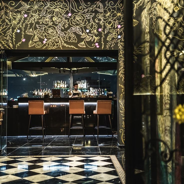 1826 Mixology and Rooftop Bar