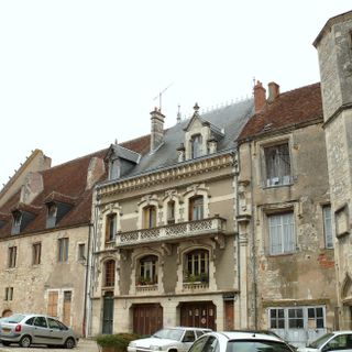 Immeuble 8 cour du Château, La Charité-sur-Loire
