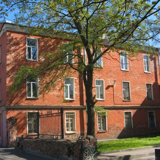 6-й служительский флигель