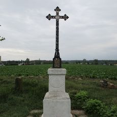 Wayside cross near Horní Počernice Cemetery
