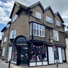 16 And 17, High Street