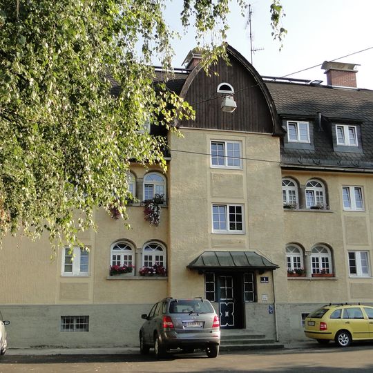 Adolf-Bekk-Straße 1