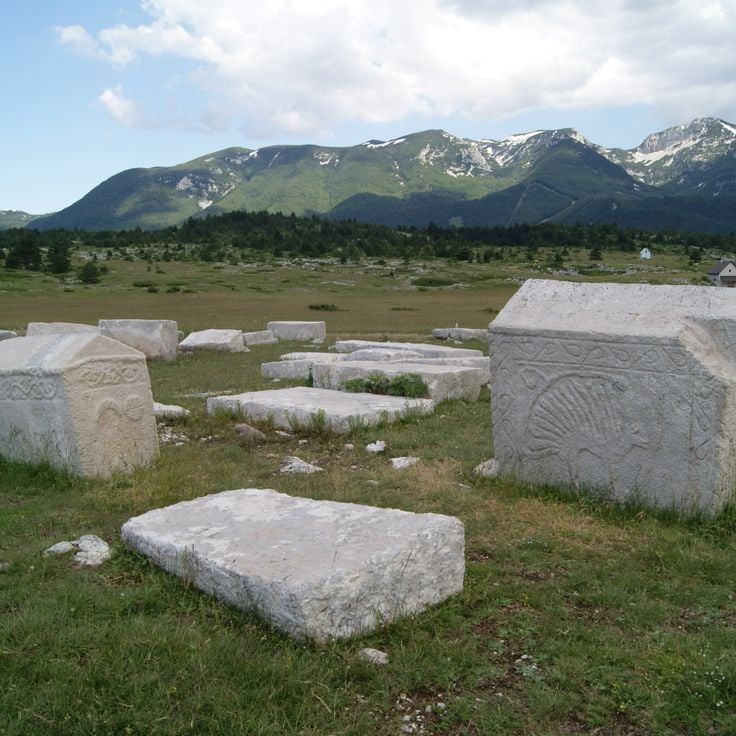 Dugo Polje Necropolis