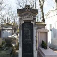Grave of Courlet