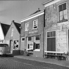 Markt 22, Heenvliet