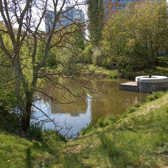 Retenční nádrž R6